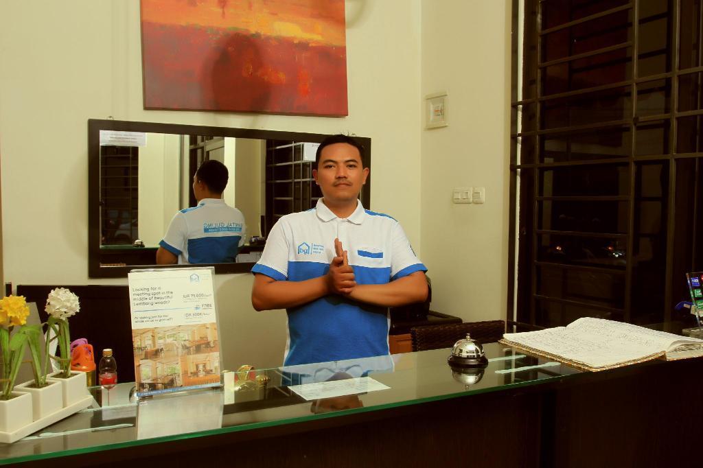 Bantal Guling Alun Alun Bandung Hotell Eksteriør bilde