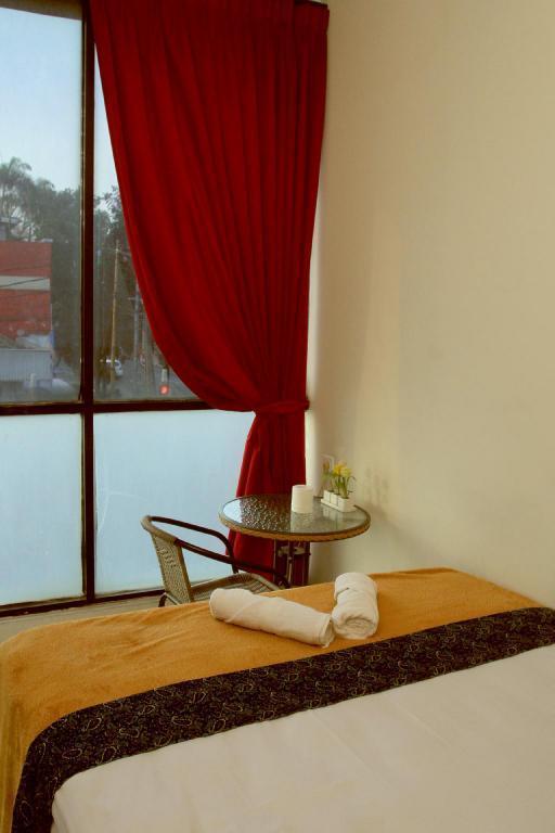 Bantal Guling Alun Alun Bandung Hotell Eksteriør bilde