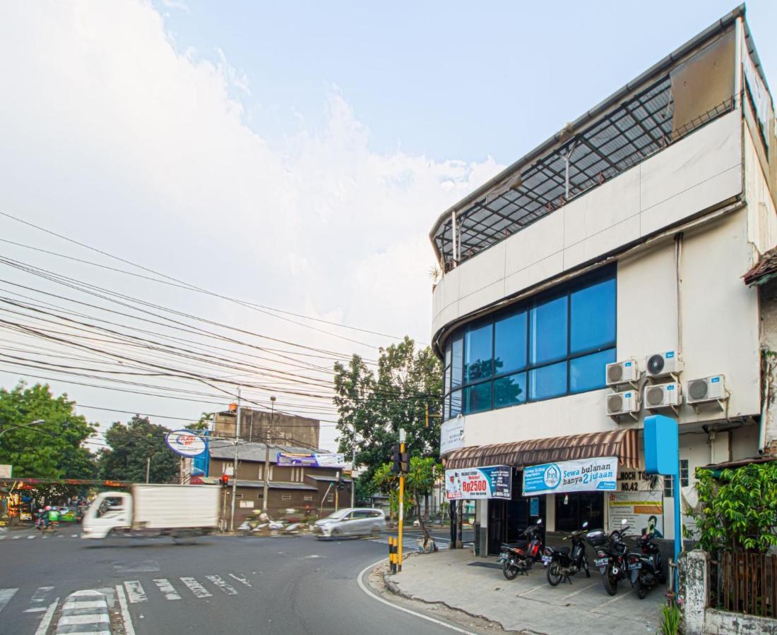 Bantal Guling Alun Alun Bandung Hotell Eksteriør bilde