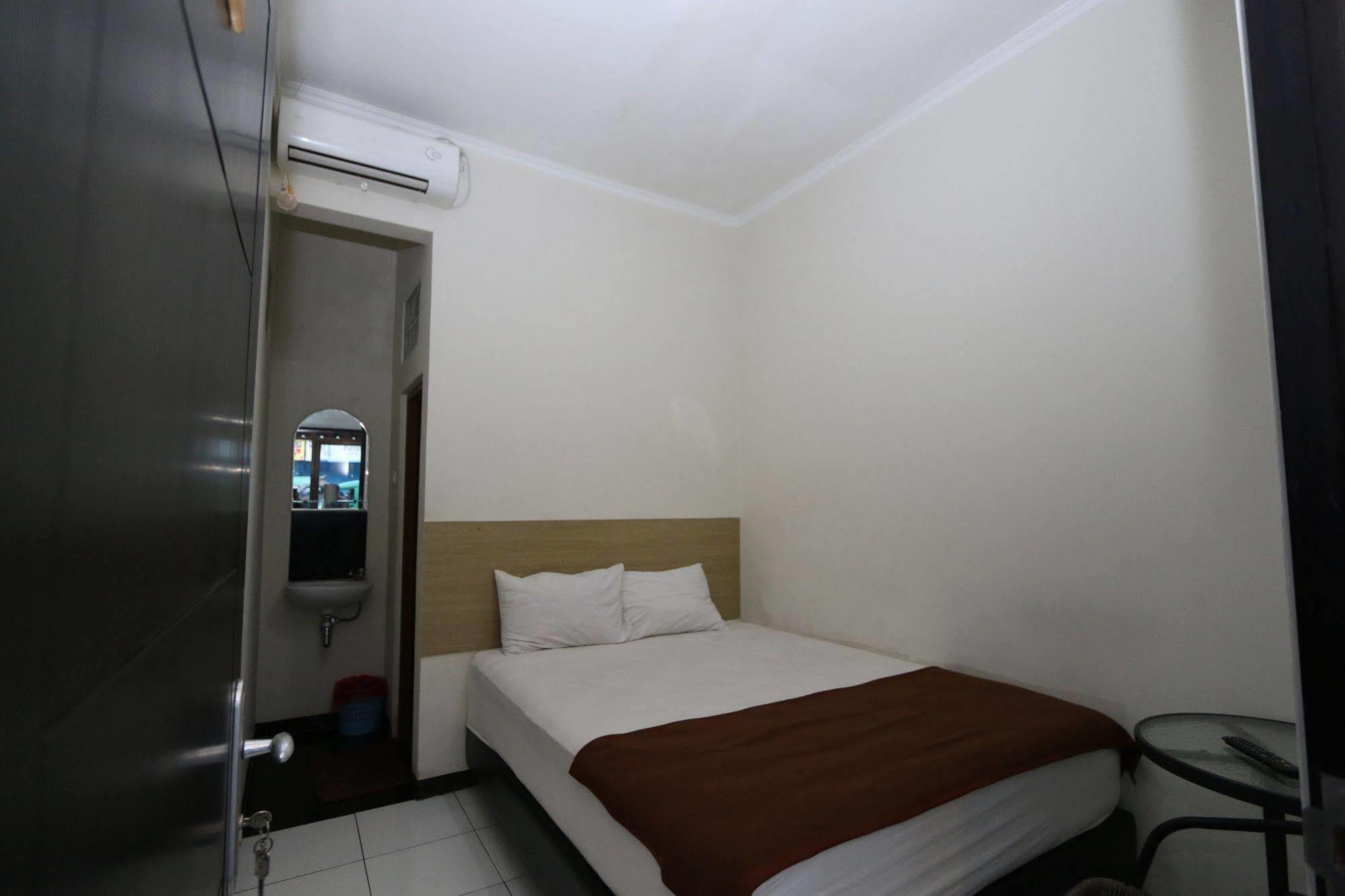 Bantal Guling Alun Alun Bandung Hotell Eksteriør bilde