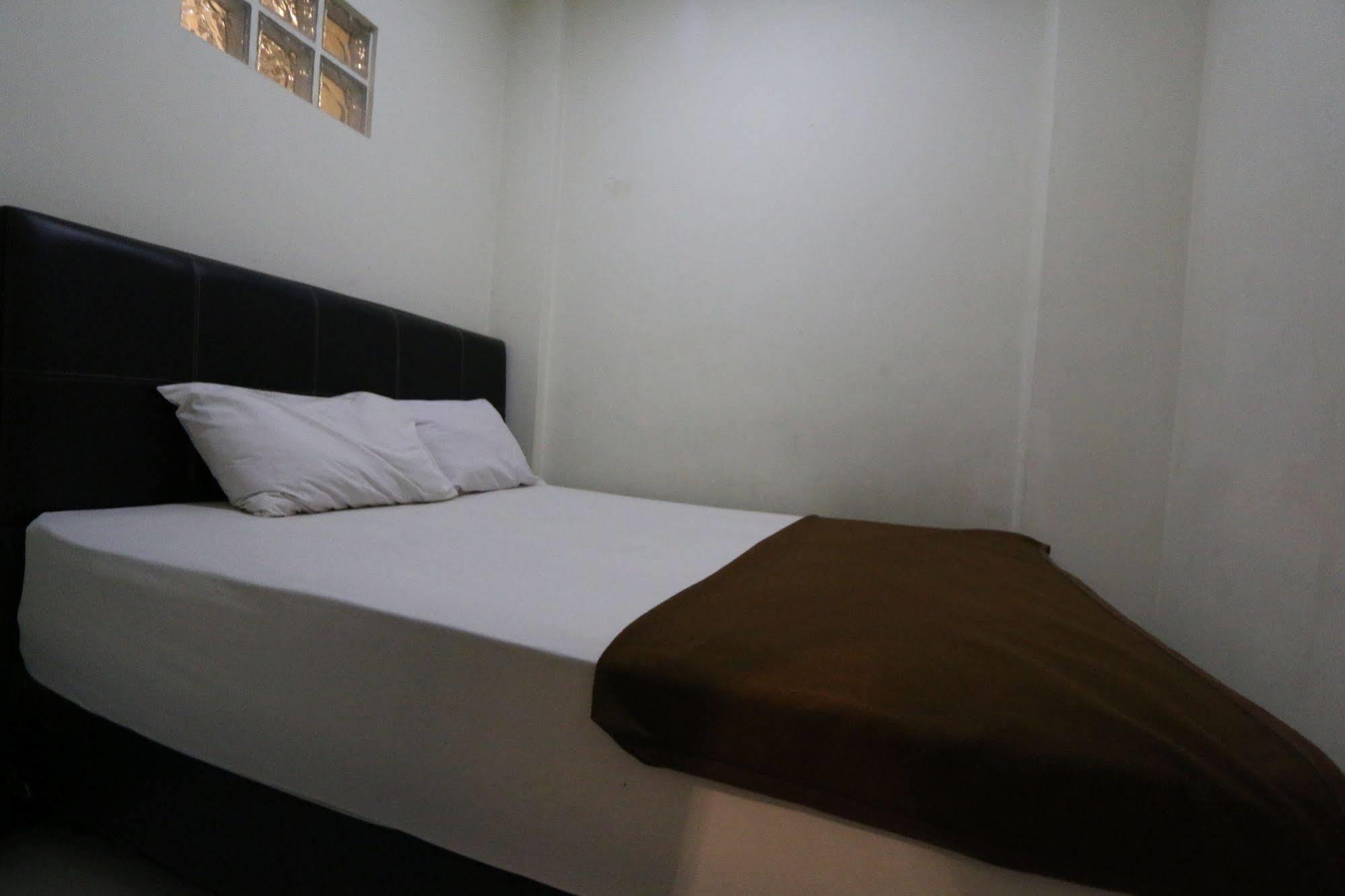 Bantal Guling Alun Alun Bandung Hotell Eksteriør bilde